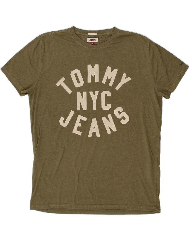 TOMMY HILFIGER Mens Regular Fit Graphic T-Shirt Top 2XL Khaki-- Notch Collar Peter Pan Collar Cowl Neck TOMMY HILFIGER Mens Regular Fit Graphic T-Shirt Top 2XL Khaki-- Notch Collar Peter Pan Collar Cowl Neck